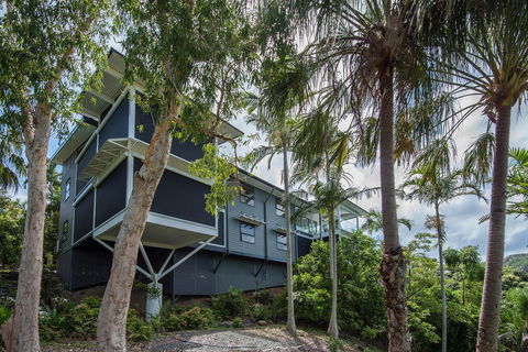 Oasis Apartments On Hamilton Island By HIHA - SA Accommodation 22