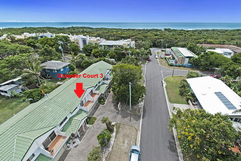 Growder Court 3 - Coolum Beach QLD - SA Accommodation 1