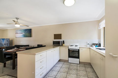 Growder Court 3 - Coolum Beach QLD - SA Accommodation 31