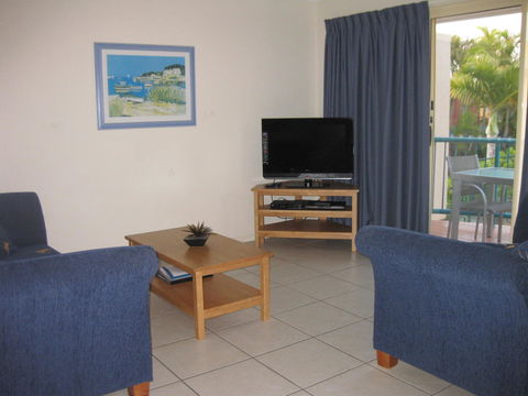 Coolum Beach Getaway Resort - SA Accommodation 24
