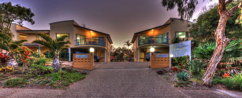 Coolum Beach Getaway Resort - SA Accommodation 0