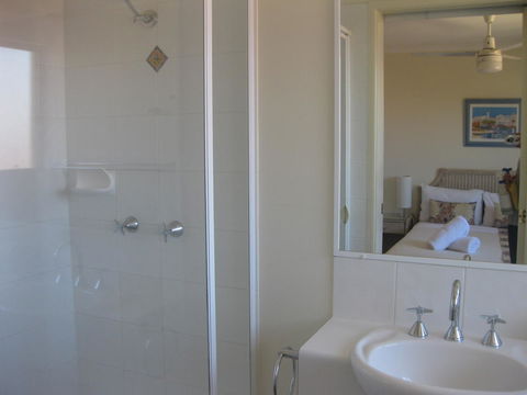 Coolum Beach Getaway Resort - SA Accommodation 25