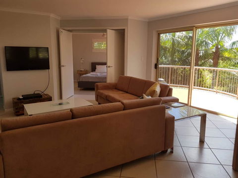 Coolum Beach Getaway Resort - SA Accommodation 6