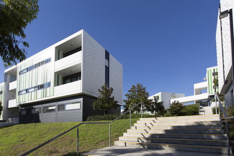 Western Sydney University Village - Campbelltown - SA Accommodation 0