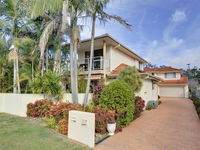 Book Nelson Bay Accommodation Vacations SA Accommodation SA Accommodation