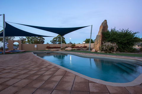 Wimmera Lakes Caravan Resort - SA Accommodation 0