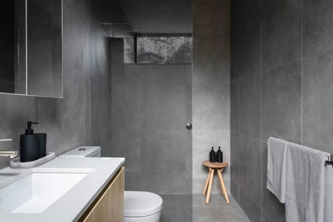 WYE UP - Through The Treetops. Out To The Sea. - SA Accommodation 3