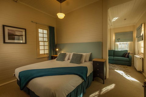 Yarrangobilly Caves House - SA Accommodation 2