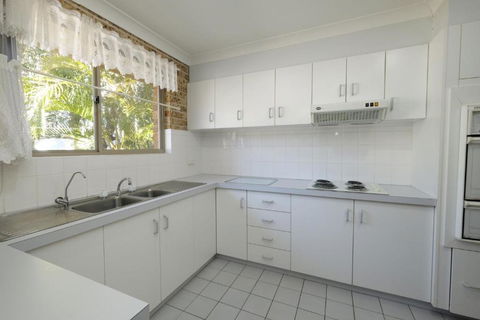 Acacia - SA Accommodation 4
