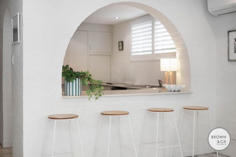 Alice Bayona 7 - Little Cove - SA Accommodation 1