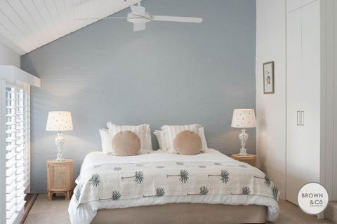 Alice Bayona 7 - Little Cove - SA Accommodation 0