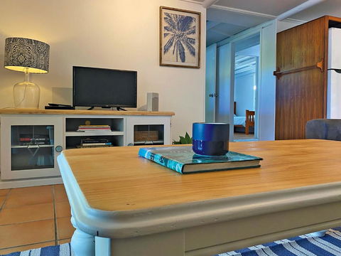 AMITY POINT WATERFRONT CABINS- TAMDHU - SA Accommodation 4