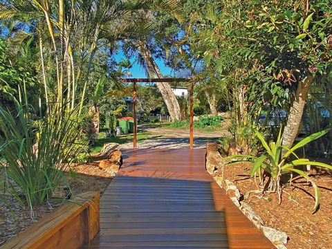AMITY POINT WATERFRONT CABINS- TAMDHU - SA Accommodation 1