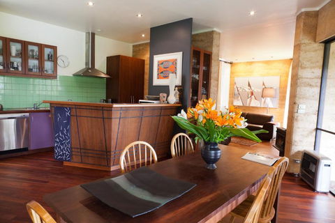Anagama House & Studio - SA Accommodation 0