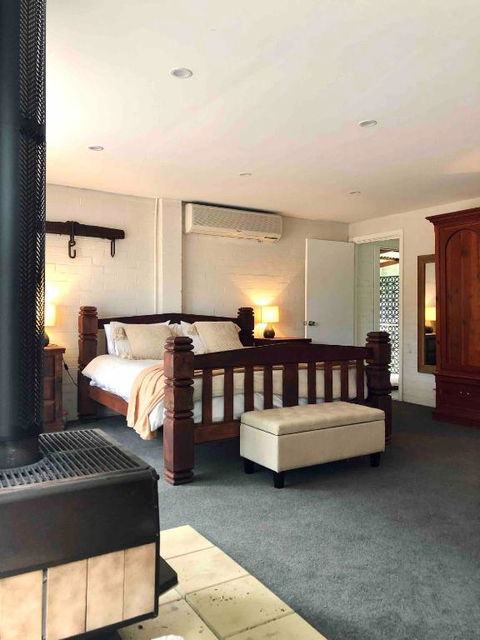 Annies Barn, Fitzroy Falls - SA Accommodation 3