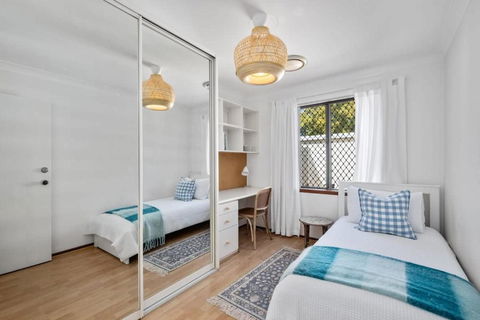 Applecross Village Gem 2BR - SA Accommodation 2