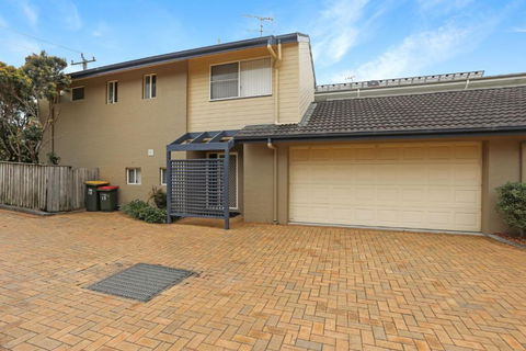 Aquarius Townhouse - SA Accommodation 4