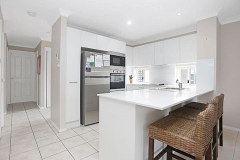 Aquarius Townhouse - SA Accommodation 2