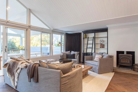 Aquila I Private Properties - SA Accommodation 2