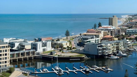 Atlantic Tower Motor Inn - SA Accommodation 3