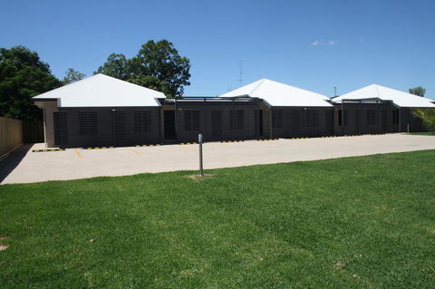 Emerald Park Motel - SA Accommodation 13