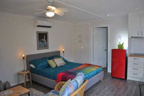 Driftwood Lodge - SA Accommodation 4