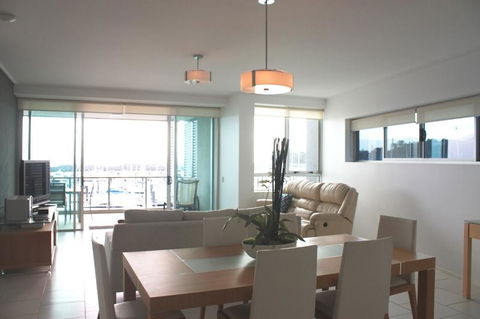Private Seaview Apartment At Peninsula - Airlie Beach - SA Accommodation 7