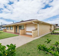 Lowset Sweetie Central to Everything - Partridge St Bongaree - SA Accommodation