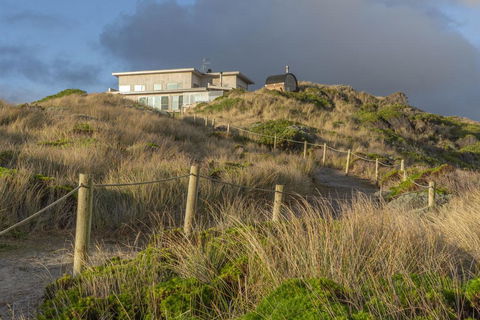 Porky Beach Retreat - King Island Escapes - SA Accommodation 11