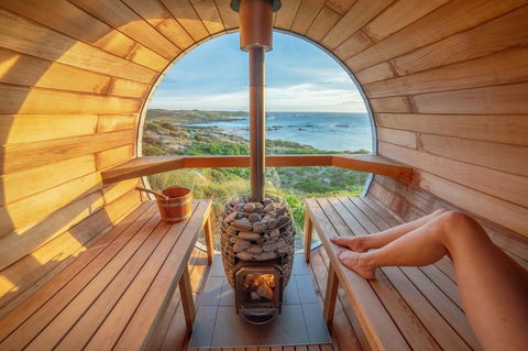 Porky Beach Retreat - King Island Escapes - SA Accommodation 12