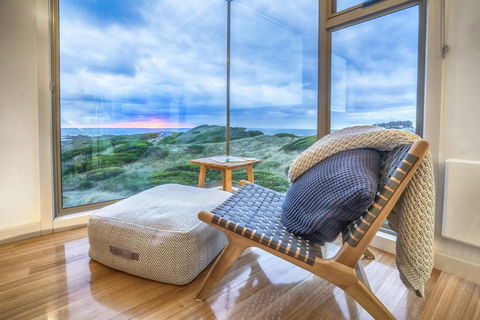 Porky Beach Retreat - King Island Escapes - SA Accommodation 4