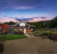 'The Coach House' At Lochiel - SA Accommodation