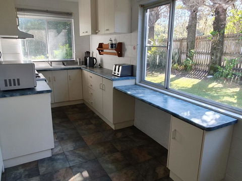 1 Spectrum Street, Rainbow Beach- Close To Shops And Main Beach - SA Accommodation 0