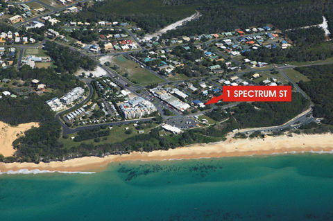 1 Spectrum Street, Rainbow Beach- Close To Shops And Main Beach - SA Accommodation 2