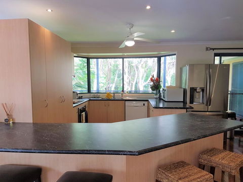 10 Naiad Court -Beach Retreat In The Bush - SA Accommodation 2