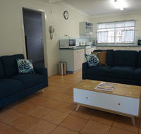 11 Bomburra Court - Rainbow Beach Comfortable Beach House Plenty of boat parking - SA Accommodation