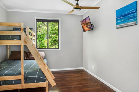 11 Naiad Court - Rainbow Shores, Fantastic Family Retreat, Swimming Pool, 200m To Beach, Free Wi-Fi - SA Accommodation 1