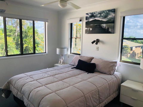 12 Cooloola Drive - Family Home, Close To Beach, Pet Friendly - SA Accommodation 1