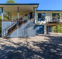 12 Ibis Court - Highset beach house with natural bushland gardens and covered decks - SA Accommodation