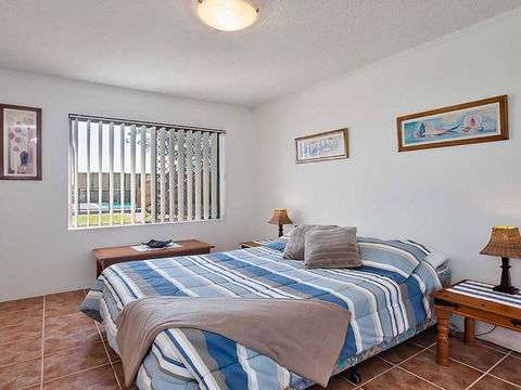 13 'The Poplars' 34 Magnus Street - Ground Floor Unit And Pool In Complex - SA Accommodation 1