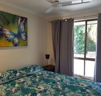 13 Coora Court - Sleeps 6 pool air con pets - SA Accommodation