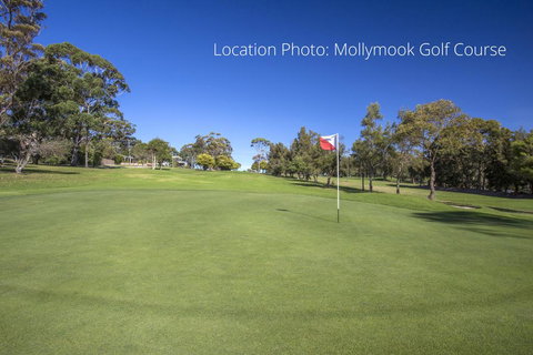 2/81 Clyde St - Villa De Golf At Mollymook - SA Accommodation 2