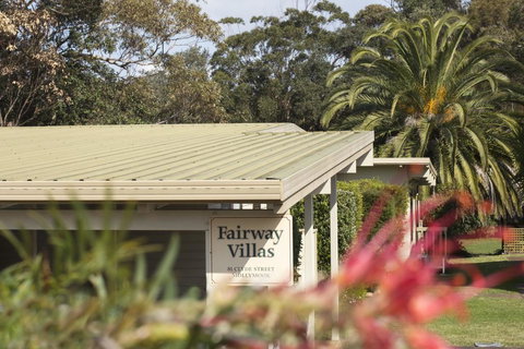 2/81 Clyde St - Villa De Golf At Mollymook - SA Accommodation 3