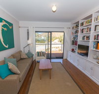 20 Lady Bay Road