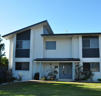 21 Tingira Close - Family home in a quiet street enjoying ocean views - SA Accommodation