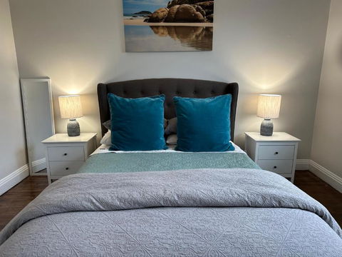 Daisy Cottage On Duke 2BR - SA Accommodation 1