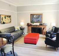 50s Fibro Chateau - SA Accommodation