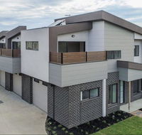 A brand new private townhouse - SA Accommodation