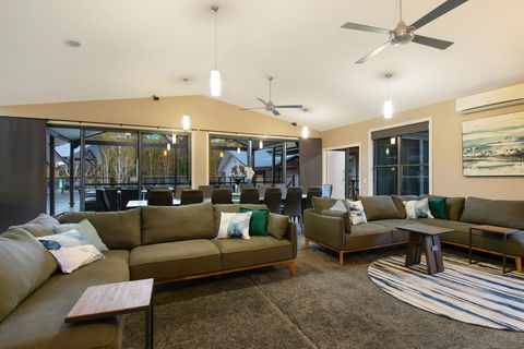 A PERFECT STAY - Lennox Unique Coastal Retreat - SA Accommodation 3