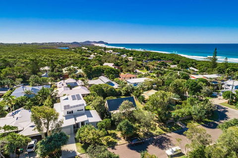 A PERFECT STAY - Shore Beats Work - SA Accommodation 2